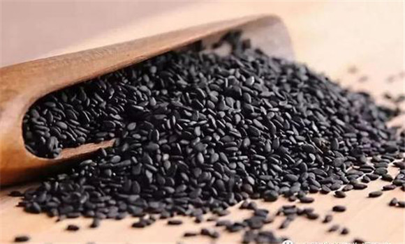 黑芝麻潤(rùn)腸通便、通乳的功效