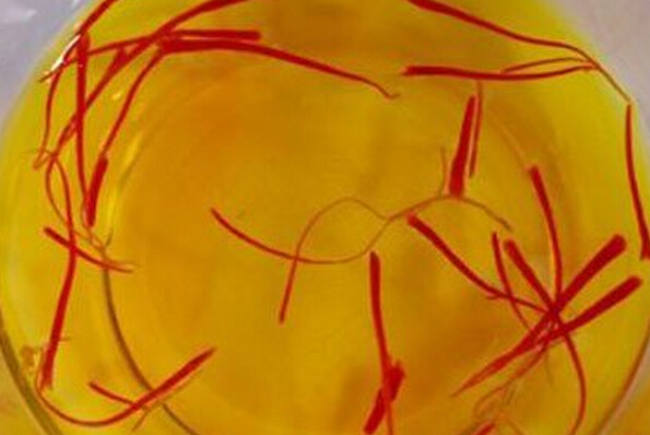 藏紅花泡水的功效與作用 紅花的作用