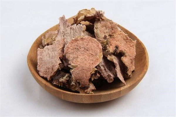 紅景天有益氣活血、清肺止咳的作用