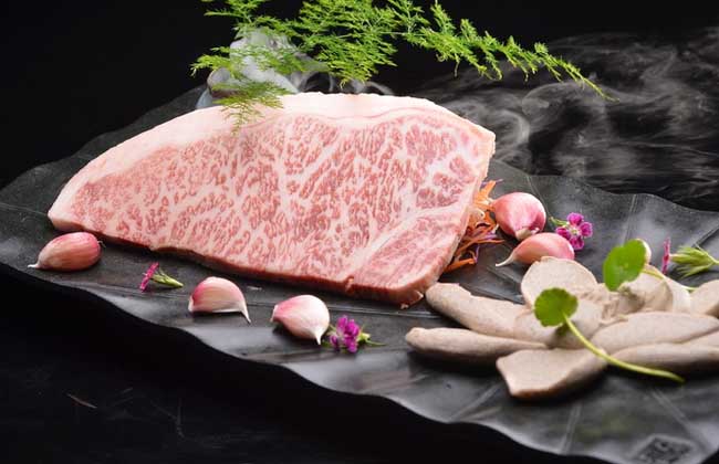 雪花牛肉是牛的哪個部位 牛的功效與作用
