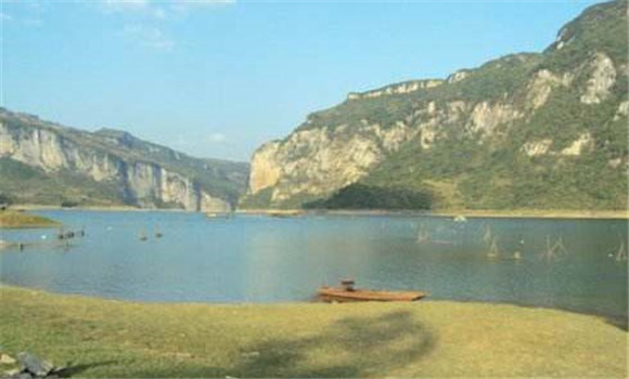 網箱養(yǎng)殖斑點叉尾鮰