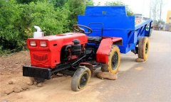 拖拉機(jī)怎樣停車和熄火，行駛中如何轉(zhuǎn)向？